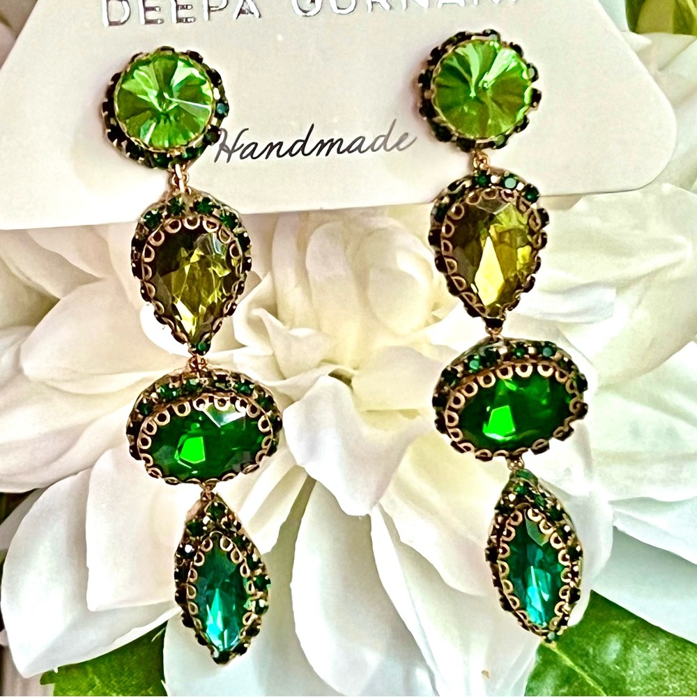 NWT Deepa Gurnani Beaded Crystal Chandeliers - Picture 12 of 14